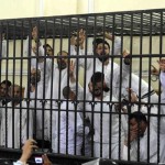 100人以上のイスラム教徒の労働者の投獄