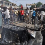 ナイジェリアの北東地域のマイドゥグリは二人の女性に襲われた45人を振る