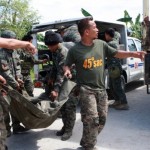 フィリピンの反乱軍と警察の間で衝突が45を殺す