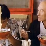 食事中に、日本大声で口の中でドリンクやスープ麺は、伝統の一部に引き込ま