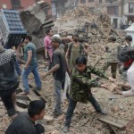400はネパールの地震によって殺された
