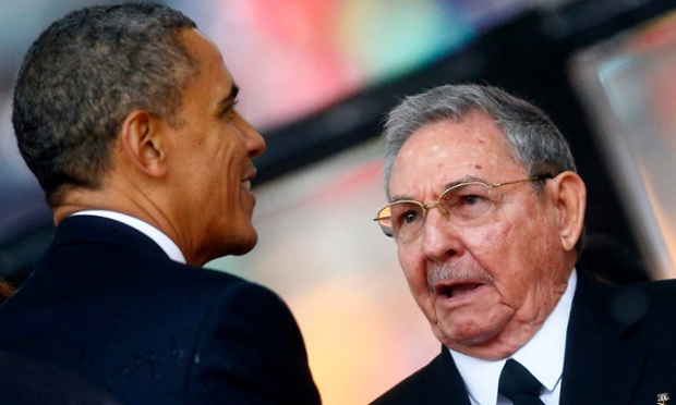 バラク·オバマ米大統領とキューバの社長ラウル·カストロ