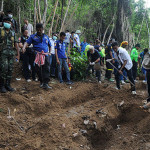 マレーシア、タイ大量埋葬地は、タイの国境に近い発見します