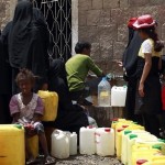 イエメン、きれいな水を奪わ戦争でおよそ60万人