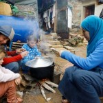 空腹のシリア難民の何百万人が死んで恐れ