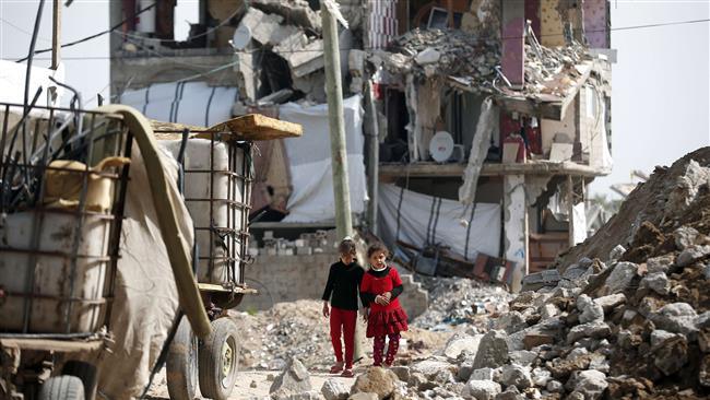 غزہ پٹی پر صیہونی فوج کی پچاس روزہ جارحیت اور اس کے نتیجے میں ہونے والی تباہی کو تقریباً ایک سال گزرنے کے بعد بھی یہ علاقہ بحران کا شکار ہے