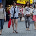 物理的な特徴、上部の日本人女性に不満