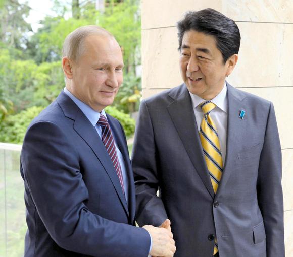 ロシアのプーチン大統領と日本の安倍晋三首相