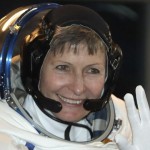 米国の女性宇宙飛行士ペギー・ホワイツン