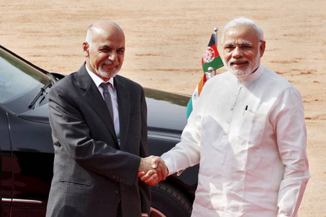 ナレンドラ・モディ（Narendra Modi）インド首相の訪問に際して、両国間の貿易促進のための航空貨物廊下を建設することを決めた。