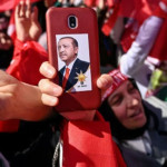 調査報告に関しては、エルドアンの正義と開発党の報告は多くのトルコの都市で弱い立場にあることを自覚している。