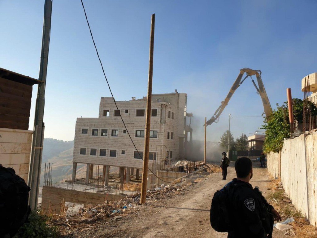 イスラエルのエルサレムでのパレスチナ人の家の破壊