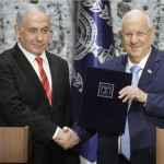 イスラエルのルーベン・リヴリン大統領とネタニヤフ首相に指名