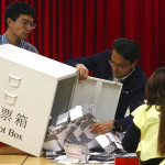 民主主義支持グループは、香港の地方選挙で大成功を収めました