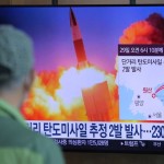 北朝鮮は日本海のウォンサン沿岸から2つの弾道ミサイルを発射した