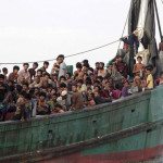 バングラデシュは約500人の難民を運ぶロヒンギャ難民ボートを許可することを拒否