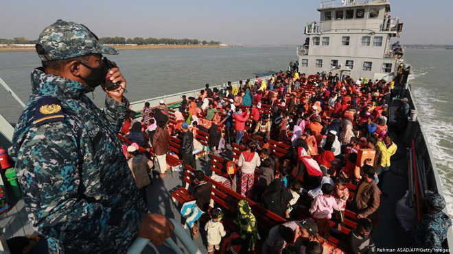 1,800人のロヒンギャ難民の別のグループが危険なバサンチャー島に移されています