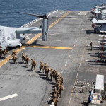 米海軍の共同任務は、問題を抱えたアフリカの国からの約700人の米軍の撤退を支援することです。
